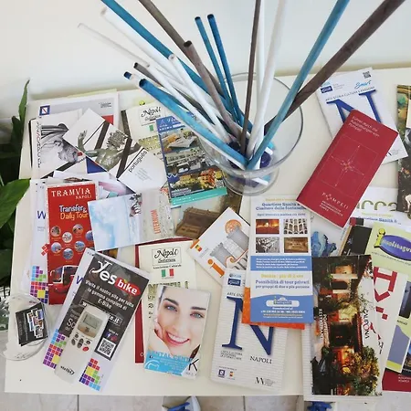 Momento Napoletano Neapol